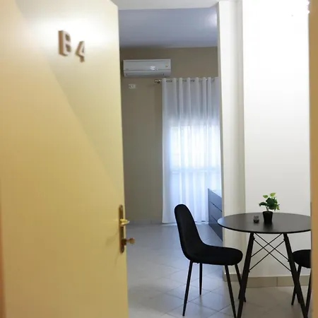 Palm Breeze Apartment