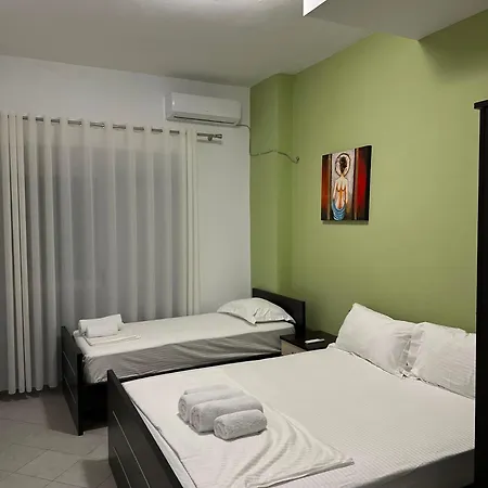Palm Breeze Lägenhet Durrës